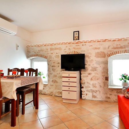 Old Town Vrsar, Apartments Danica & Zoran מראה חיצוני תמונה